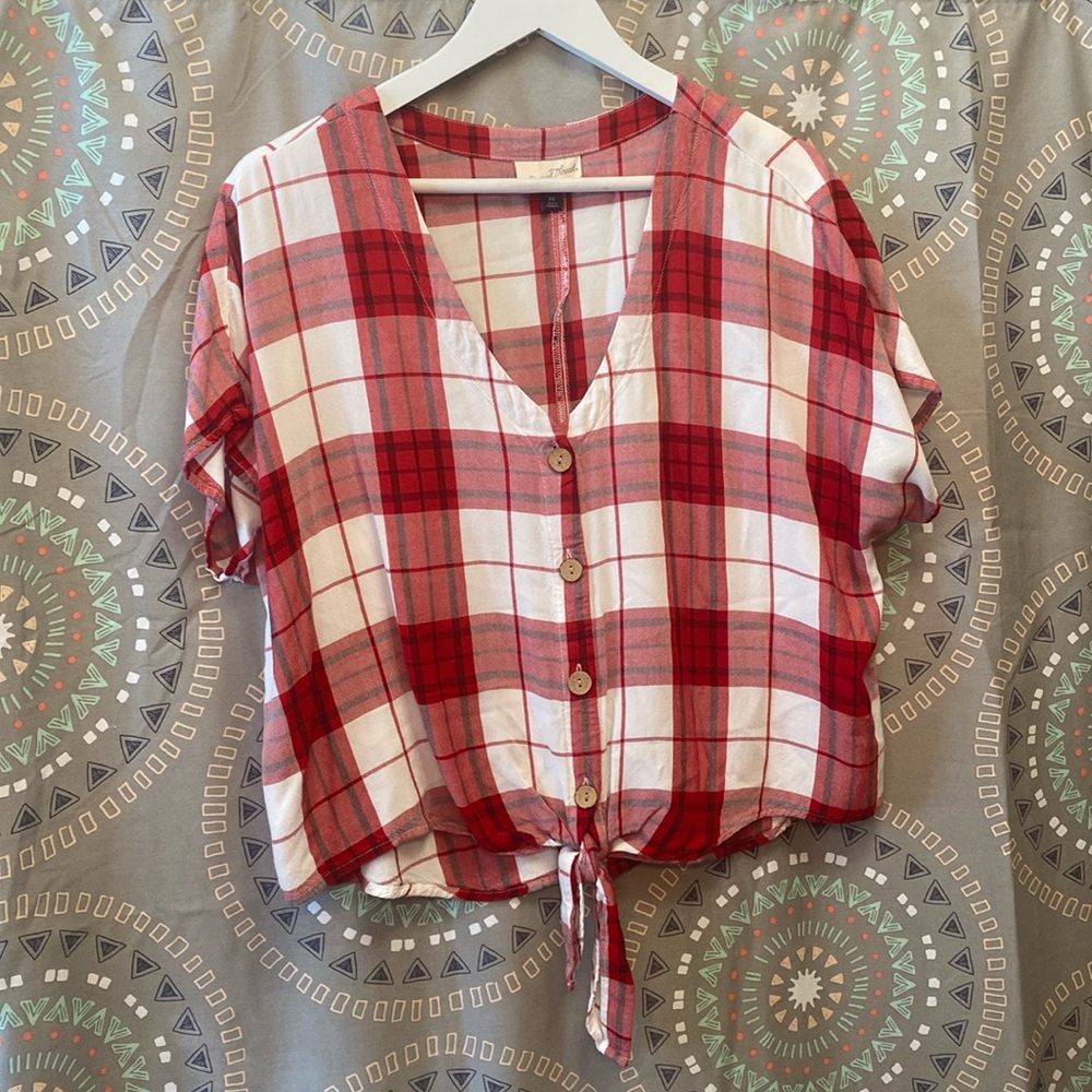 Universal Thread Plaid Top